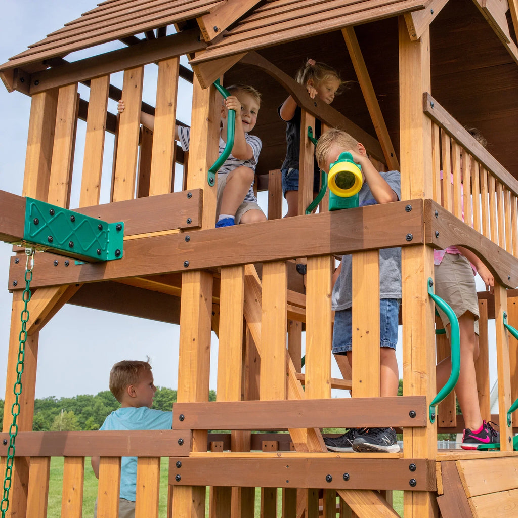 Swing Set Highlander Backyard Discovery