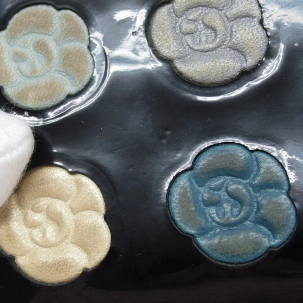 palette camellia makeup (Fair) blue wallet long Pre-Owned bi-fold