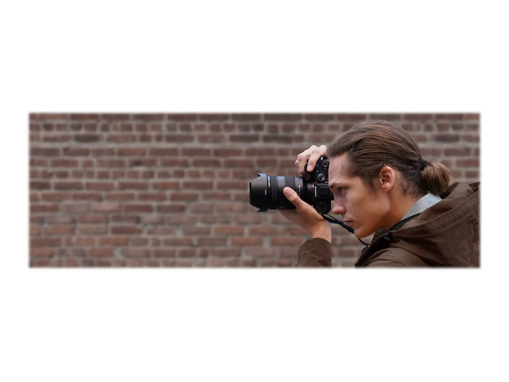 Alpha Digital a7 with Mirrorless III 28-70mm Lens Camera