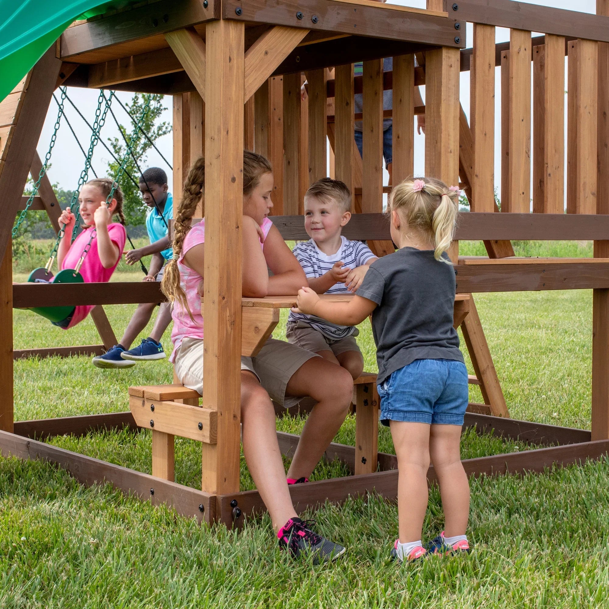 Swing Set Highlander Backyard Discovery