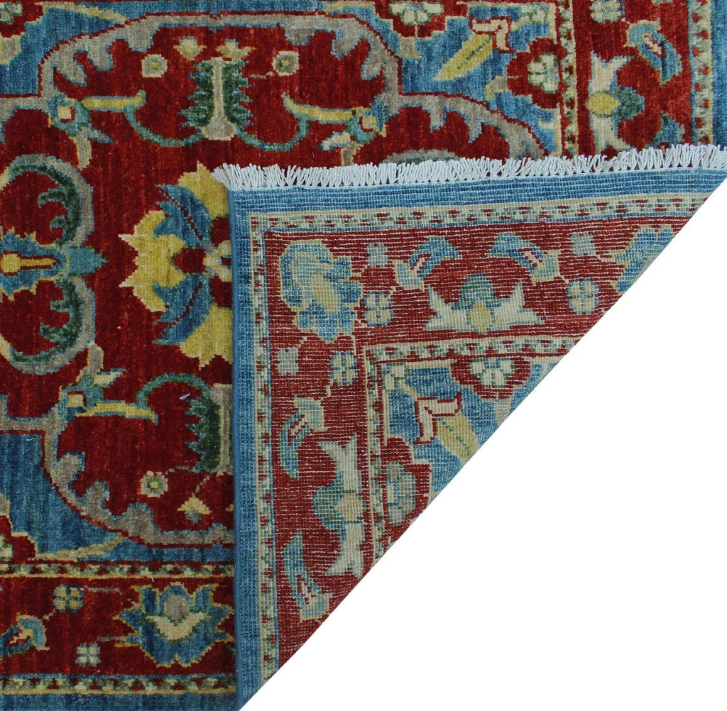 9'10" Lt. Runner, 2'10" x Aria Blue/Red Melba