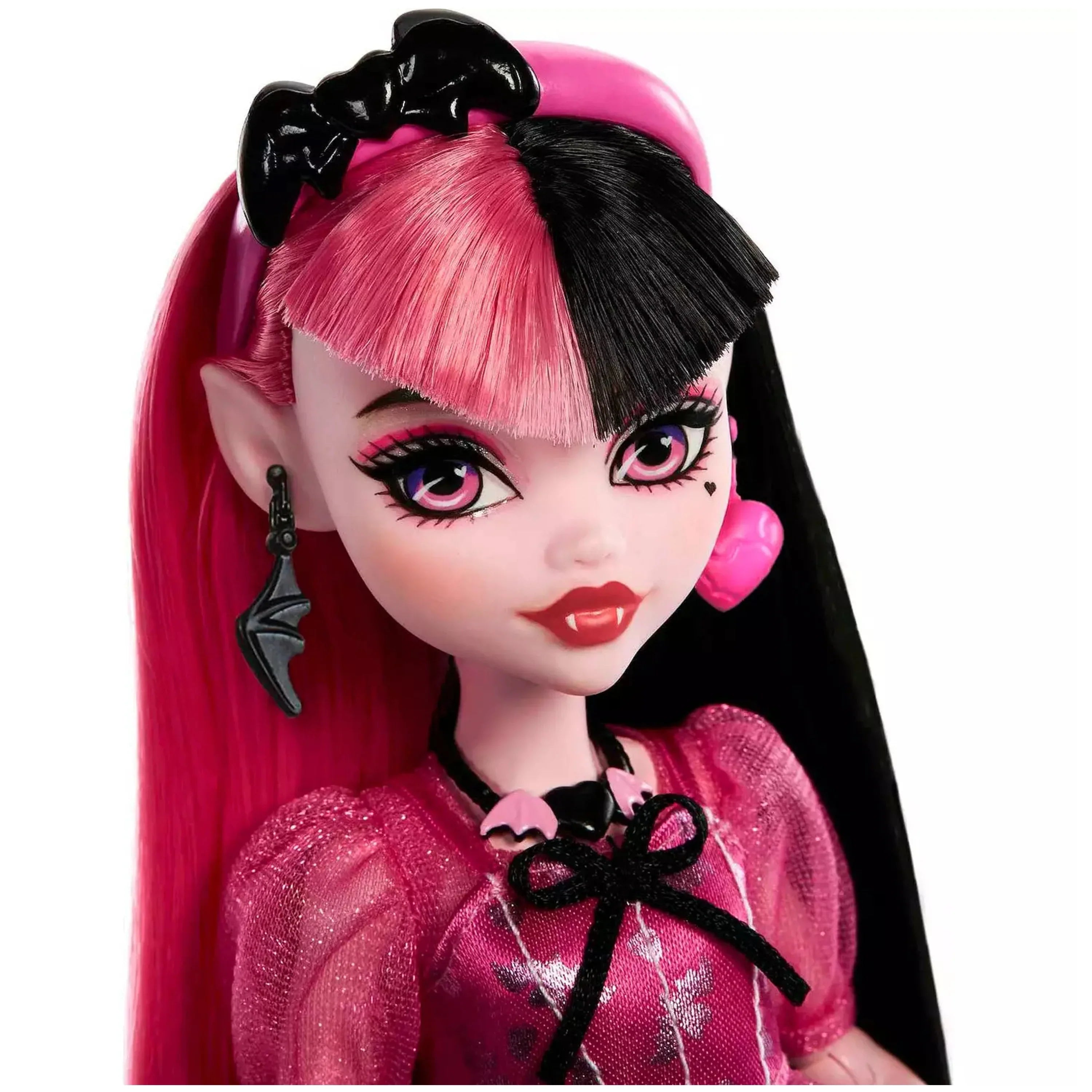 Doll High Monster Stein & Out 3-Pack Clawdeen Day Frankie Draculaura Wolf,