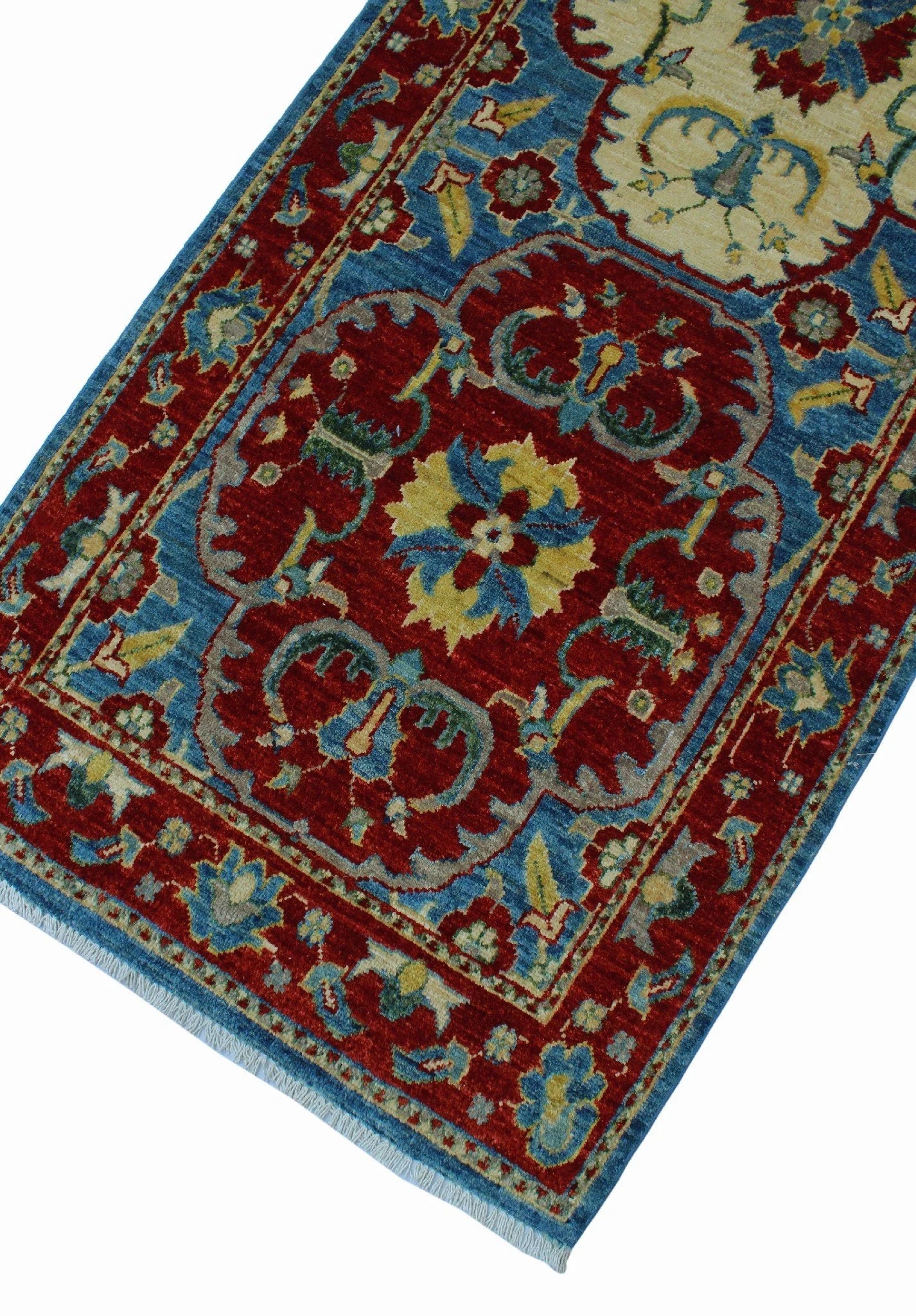 9'10" Lt. Runner, 2'10" x Aria Blue/Red Melba