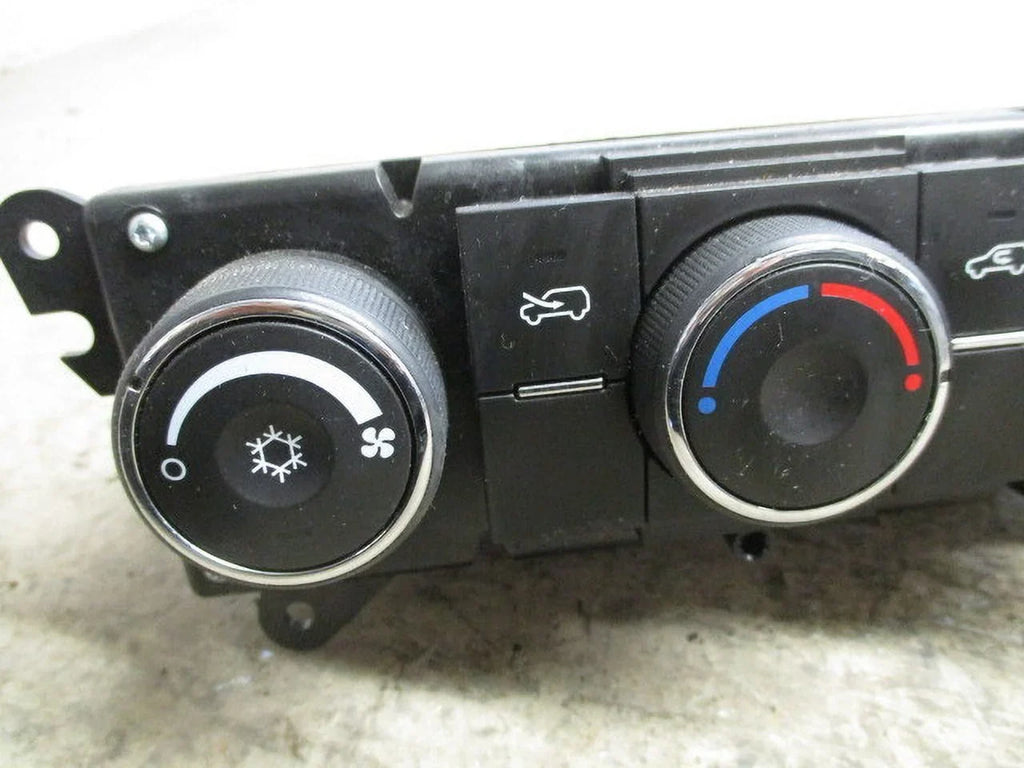 Climate OEM (Good) Control Saturn Vue Temperature Manual LKQ Heater Pre-Owned AC