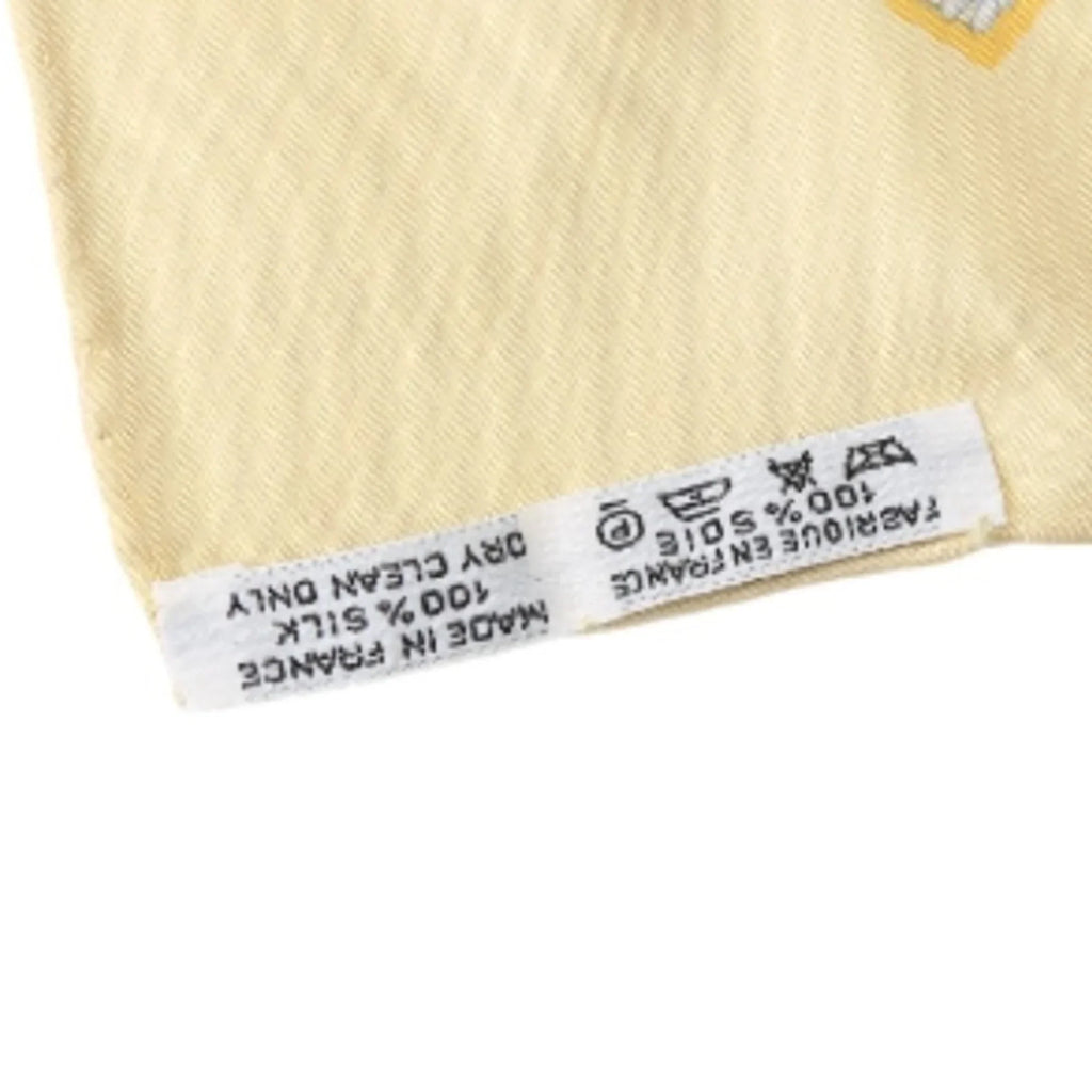Yellow 100% Silk HERMES Hermes Taima Scarf Pre-Owned Kare90 (Fair)