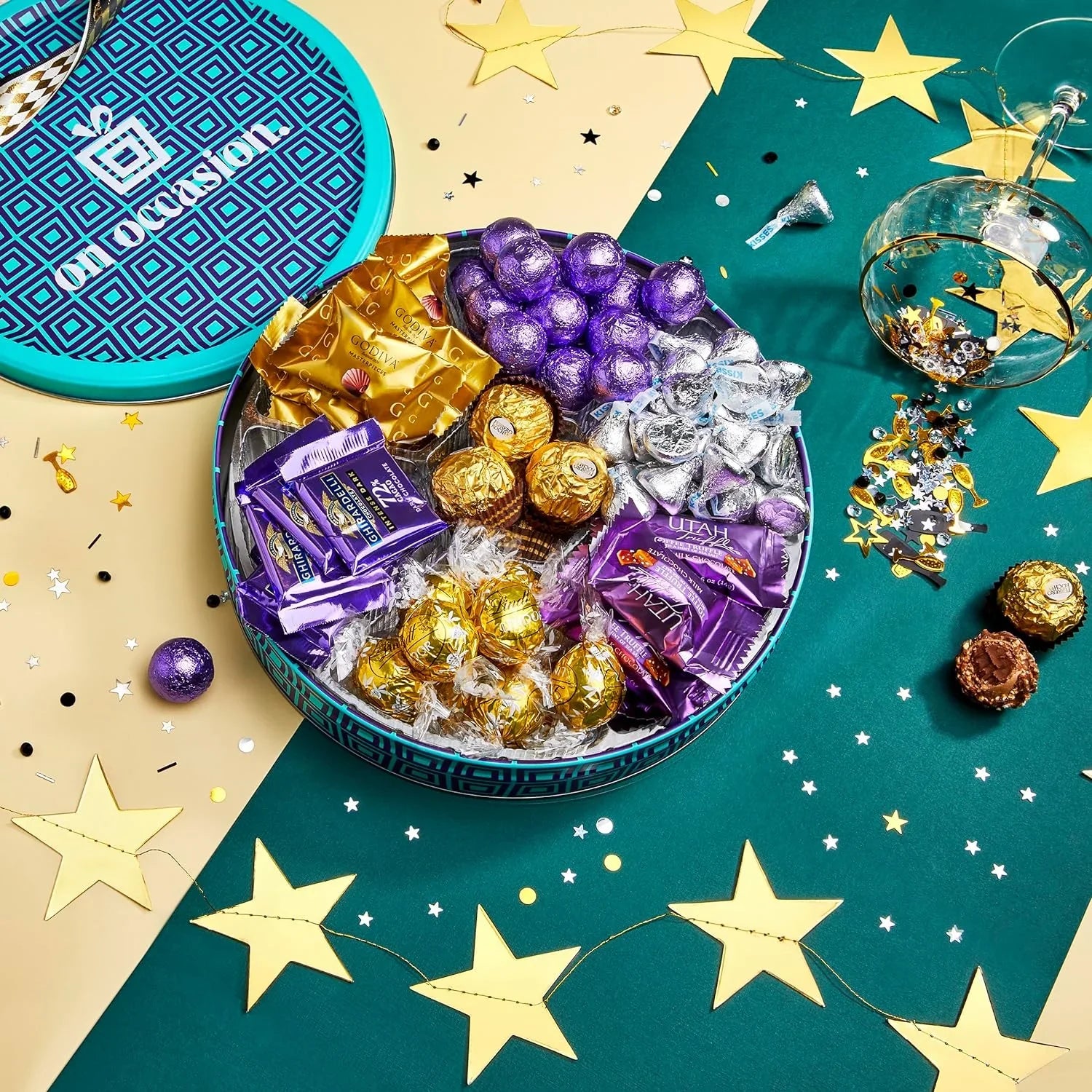 By Chocolate Gourmet Box | Basket Luxury Gifts Chocolate Gift | Brand Pack Includes for Variety Godiva On | Gift Chocolate Chocolate, Ghir event™️ Assorted Hershey Christmas Kisses, Tin- Men, Women