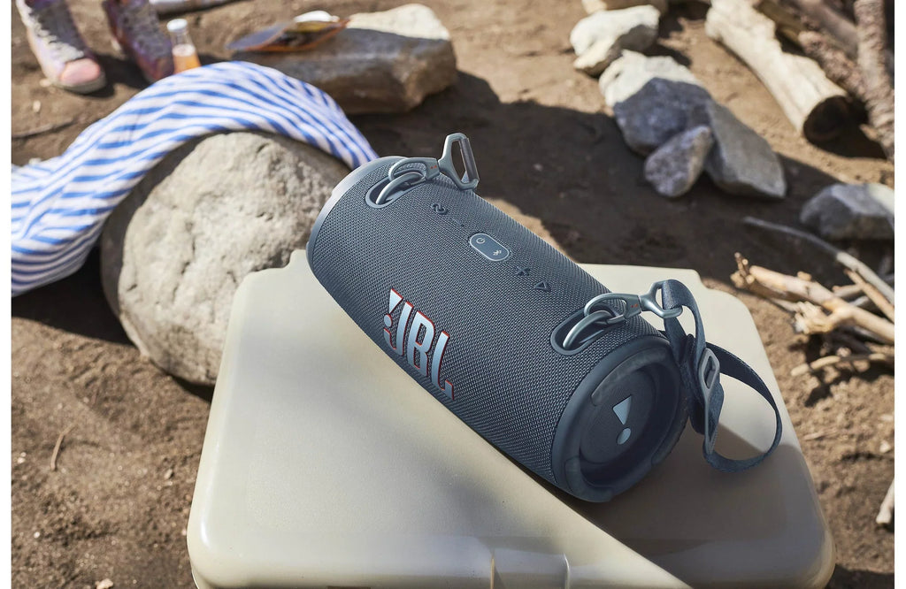 15 Powerbank, 3 IP67 Speaker, of Bluetooth Waterproof, Playtime, Portable Restored Xtreme (Refurbished) JBL Hours (Blue)